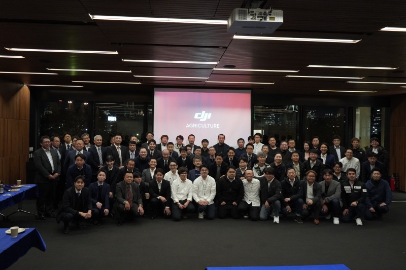 ＤＪＩ　ドローン普及促進会 無人ヘリ市場にも推進